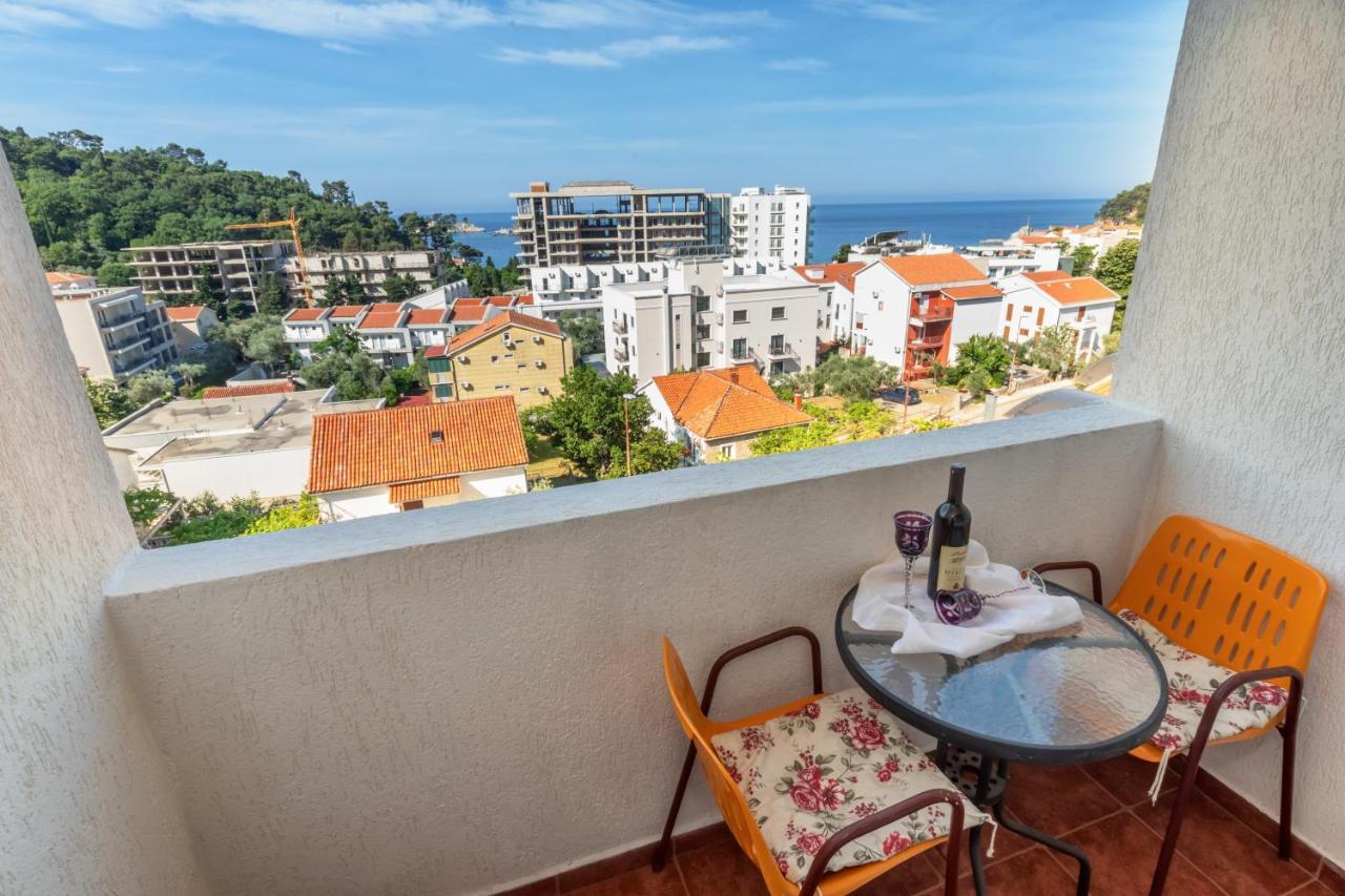 Apartments Pod Lozom With Seaview Petrovac Szoba fotó